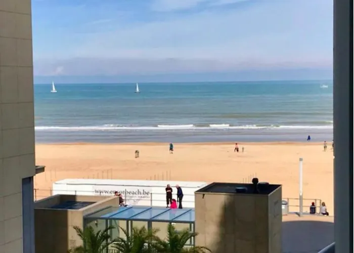 Bright And Stylish Next To The Sea! Apartamento