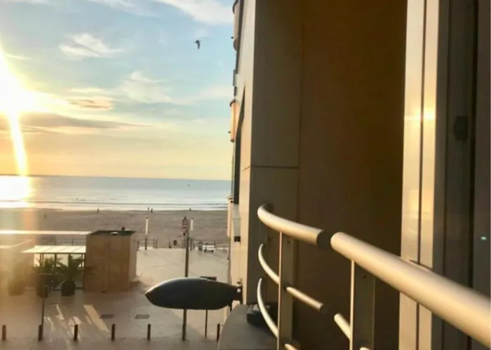 Bright And Stylish Next To The Sea!