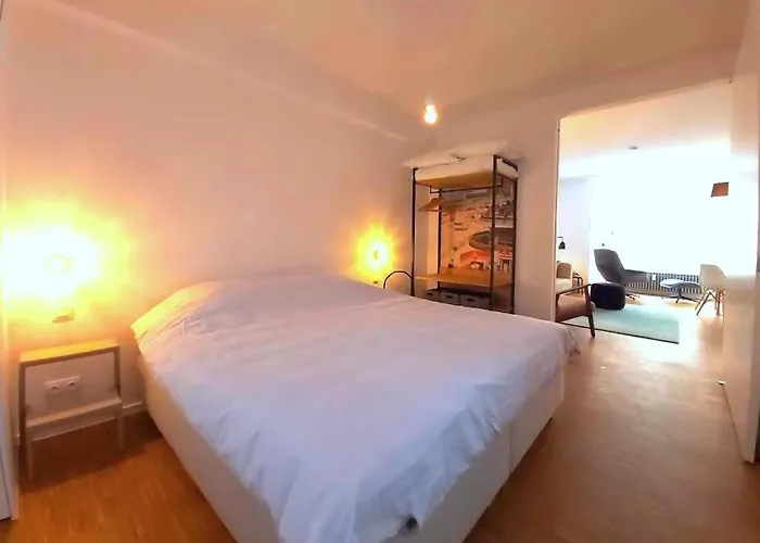 Bright And Stylish Next To The Sea! Apartamento