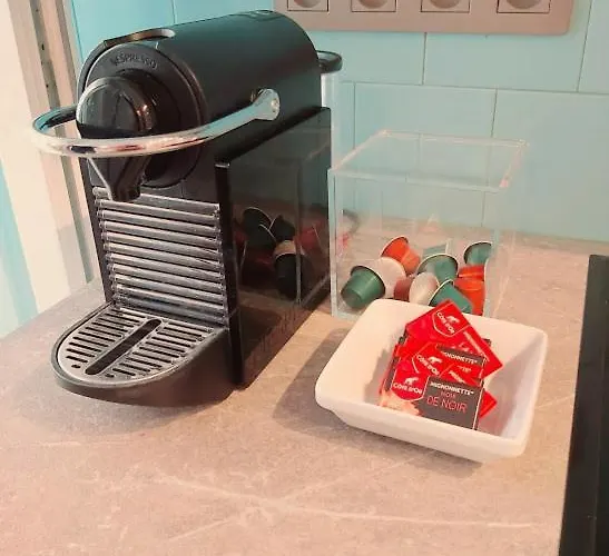 Bright And Stylish Next To The Sea! *