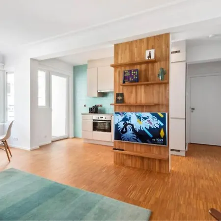 Bright And Stylish Next To The Sea! Appartement